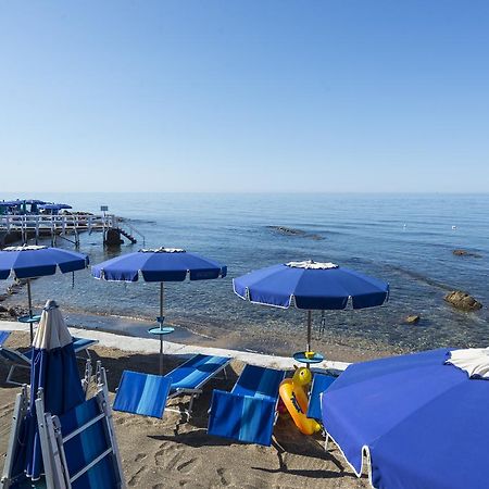 サンタ・マリネッラ Villino Emanuele Bed & Breakfast エクステリア 写真