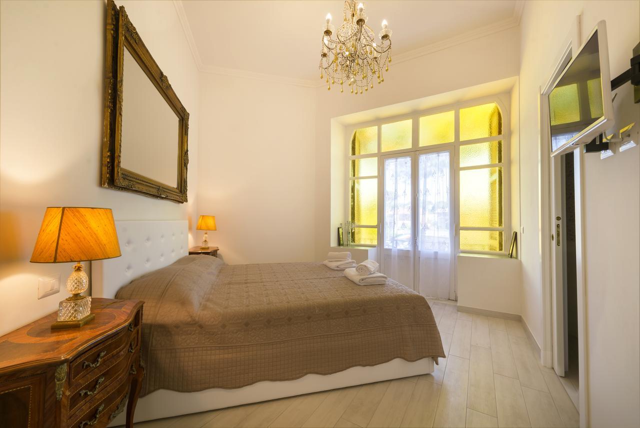 サンタ・マリネッラ Villino Emanuele Bed & Breakfast エクステリア 写真